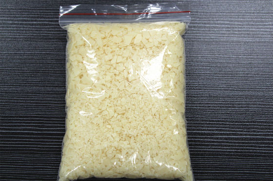 Low Yellowing , Cationic Softener Flakes SSK For Dyeing House